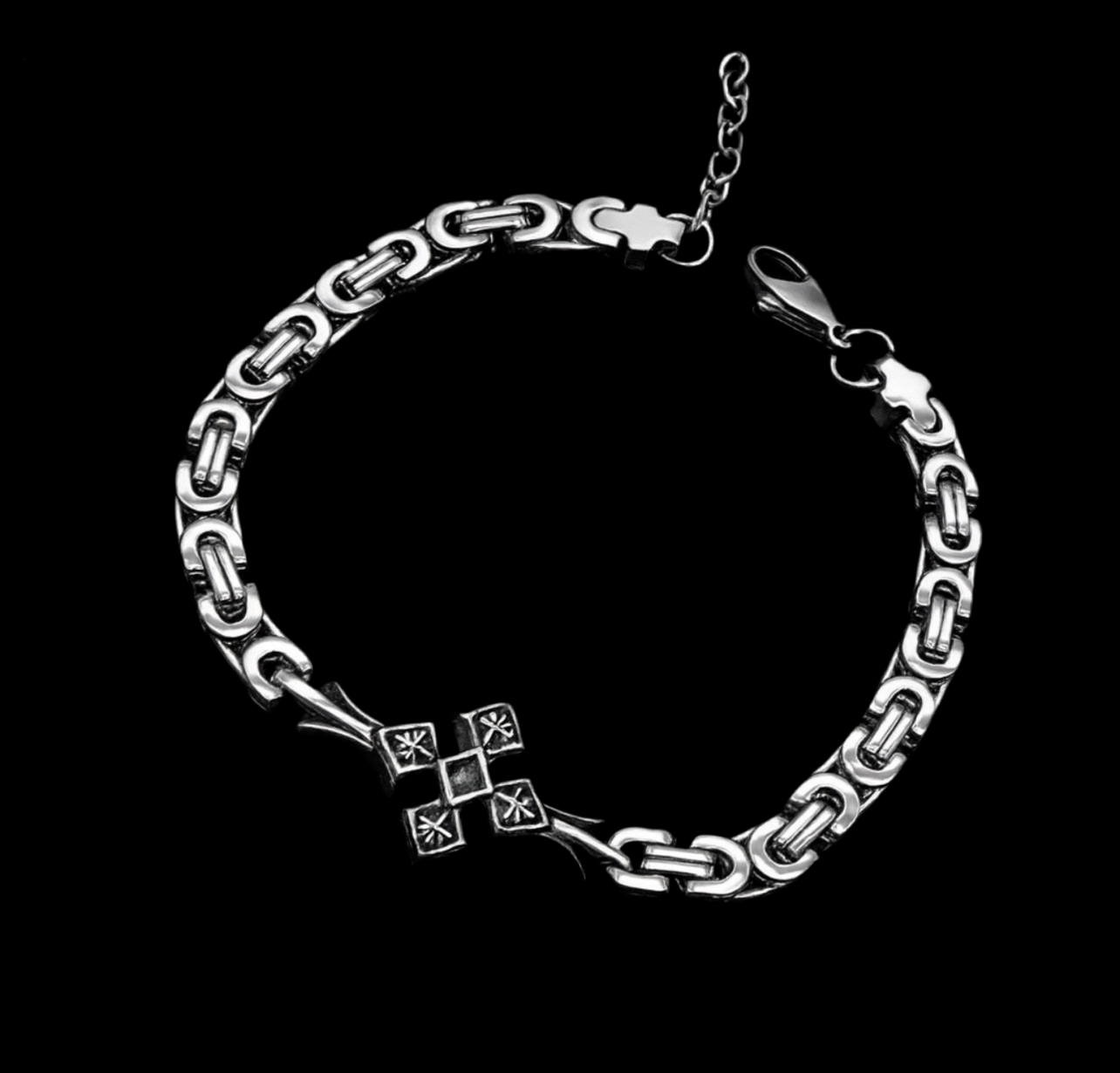 Center-Piece Bracelet